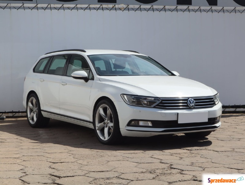 Volkswagen Passat  Kombi 2018,  2.0 diesel - Na sprzedaż za 44 499 zł - Łódź