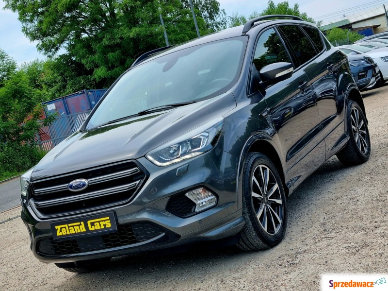 Ford Kuga  SUV 2017,  1.5 benzyna - Na sprzedaż za 43 900 zł - Szczecin