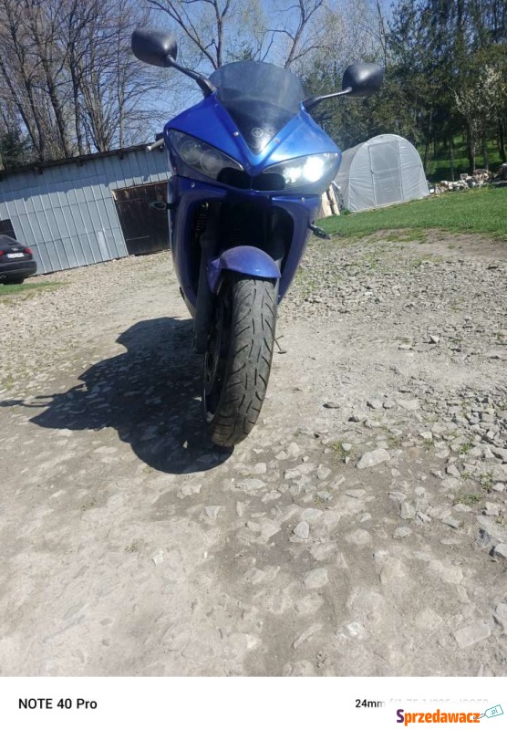 Motocykl Yamaha yzf R6