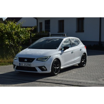 Seat Ibiza  Hatchback 2018,  1.0 benzyna - Na sprzedaż za 38 900 zł - Majdan Sieniawski - zdjęcie 1