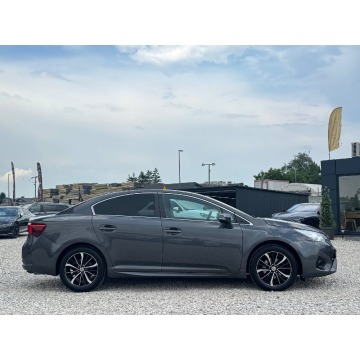 Toyota Avensis  Sedan/Limuzyna 2017,  1.8 benzyna, automat - Na sprzedaż za 51 000 zł - Michałowice-Wieś - zdjęcie 3