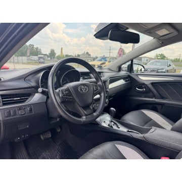 Toyota Avensis  Sedan/Limuzyna 2017,  1.8 benzyna, automat - Na sprzedaż za 51 000 zł - Michałowice-Wieś - zdjęcie 10