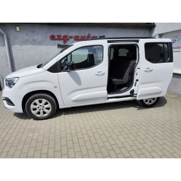 Opel Combo  Kombi 2023,  1.5 diesel, automat - Na sprzedaż za 63 000 zł - Zgierz - zdjęcie 5
