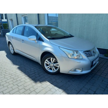 Toyota Avensis  Sedan/Limuzyna 2009,  1.8 benzyna - Na sprzedaż za 27 900 zł - Nowe - zdjęcie 2