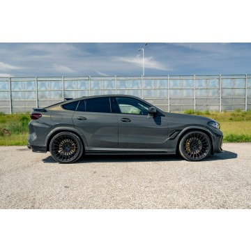 BMW X6 M  SUV 2022,  4.4 benzyna, automat - Na sprzedaż za 459 900 zł - Warszawa - zdjęcie 9