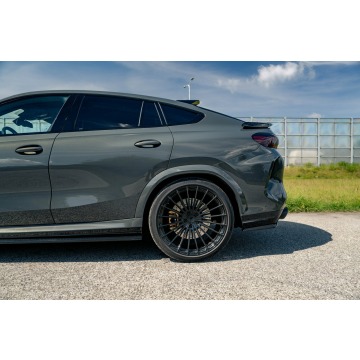 BMW X6 M  SUV 2022,  4.4 benzyna, automat - Na sprzedaż za 459 900 zł - Warszawa - zdjęcie 12