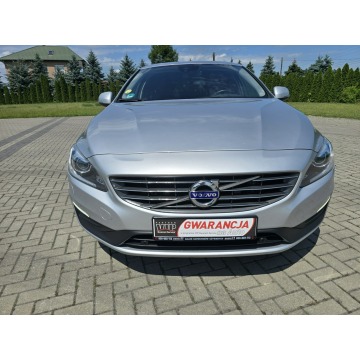 Volvo V60  Kombi 2017,  2.0 diesel, automat - Na sprzedaż za 37 900 zł - Kutno - zdjęcie 4