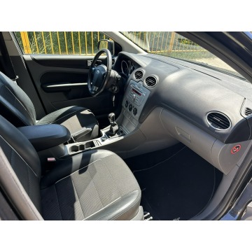 Ford Focus  Hatchback 2009,  1.6 benzyna - Na sprzedaż za 15 999 zł - Gostyń - zdjęcie 8