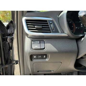 Kia Optima  Sedan/Limuzyna 2018,  1.6 diesel, automat - Na sprzedaż za 55 800 zł - Pęcice - zdjęcie 8