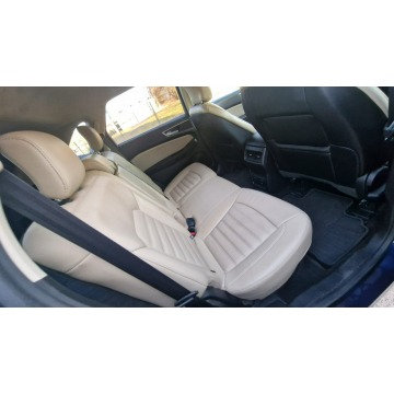 Ford Edge  SUV 2016,  2.0 benzyna, automat - Na sprzedaż za 49 900 zł - Pabianice - zdjęcie 8