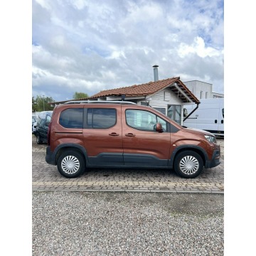Peugeot Rifter  Minivan/Van 2019,  1.5 diesel, automat - Na sprzedaż za 54 900 zł - Słupsk - zdjęcie 2