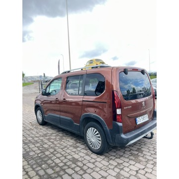 Peugeot Rifter  Minivan/Van 2019,  1.5 diesel, automat - Na sprzedaż za 54 900 zł - Słupsk - zdjęcie 4