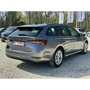 Skoda Octavia  Hatchback 2022,  2.0 diesel, automat - Na sprzedaż za 66 800 zł - Pęcice - zdjęcie 7