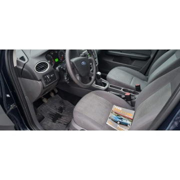 Ford Focus  Kombi 2005,  1.6 benzyna - Na sprzedaż za 5 200,00 zł - Warszawa - zdjęcie 12