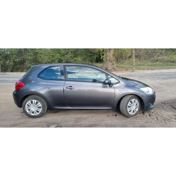 Toyota Auris  Hatchback 2007,  1.6 benzyna - Na sprzedaż za 11 700 zł - Warszawa - zdjęcie 4