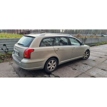 Toyota Avensis  Kombi 2005,  2.0 benzyna - Na sprzedaż za 7 999,00 zł - Warszawa - zdjęcie 6