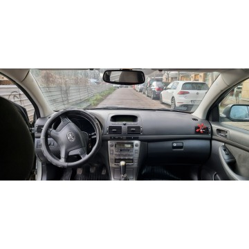 Toyota Avensis  Kombi 2005,  2.0 benzyna - Na sprzedaż za 7 999,00 zł - Warszawa - zdjęcie 11