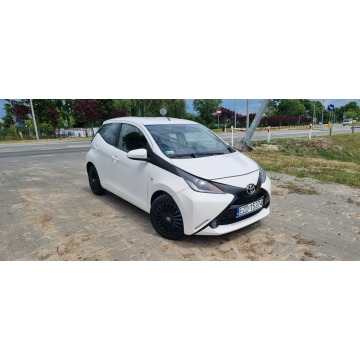 Toyota Aygo  Hatchback 2018,  1.0 benzyna - Na sprzedaż za 24 999 zł - Warszawa - zdjęcie 3