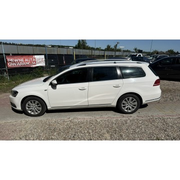 Volkswagen Passat  Kombi 2011,  2.0 diesel, automat - Na sprzedaż za 18 997 zł - Gdańsk - zdjęcie 6