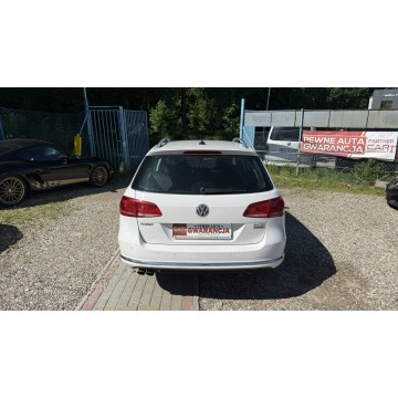Volkswagen Passat  Kombi 2011,  2.0 diesel, automat - Na sprzedaż za 18 997 zł - Gdańsk - zdjęcie 9