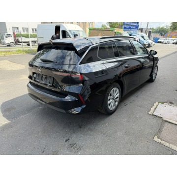 Opel Astra Sports Tourer 1.5-130KM Kombi Bogate wyposażenie Model 2026