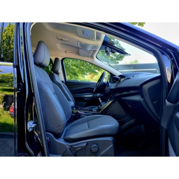 Ford Kuga  SUV 2019,  1.5 benzyna - Na sprzedaż za 45 900 zł - Szczecin - zdjęcie 11
