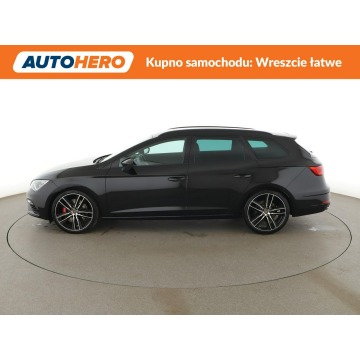 Seat Leon  Kombi 2019,  2.0 benzyna, automat - Na sprzedaż za 78 500 zł - Warszawa - zdjęcie 2