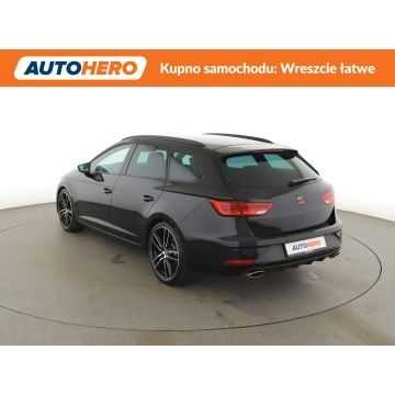 Seat Leon  Kombi 2019,  2.0 benzyna, automat - Na sprzedaż za 78 500 zł - Warszawa - zdjęcie 4
