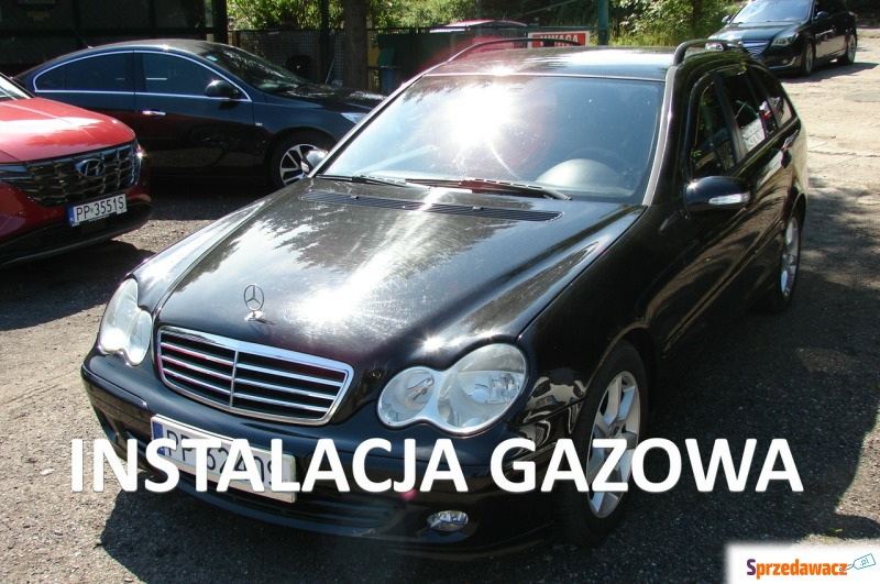 Mercedes - Benz C-klasa  Kombi 2005,  1.8 benzyna - Na sprzedaż za 12 500 zł - Piła