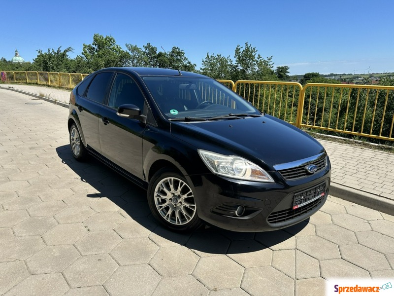 Ford Focus  Hatchback 2009,  1.6 benzyna - Na sprzedaż za 15 999 zł - Gostyń