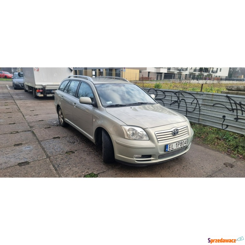 Toyota Avensis  Kombi 2005,  2.0 benzyna - Na sprzedaż za 7 999,00 zł - Warszawa