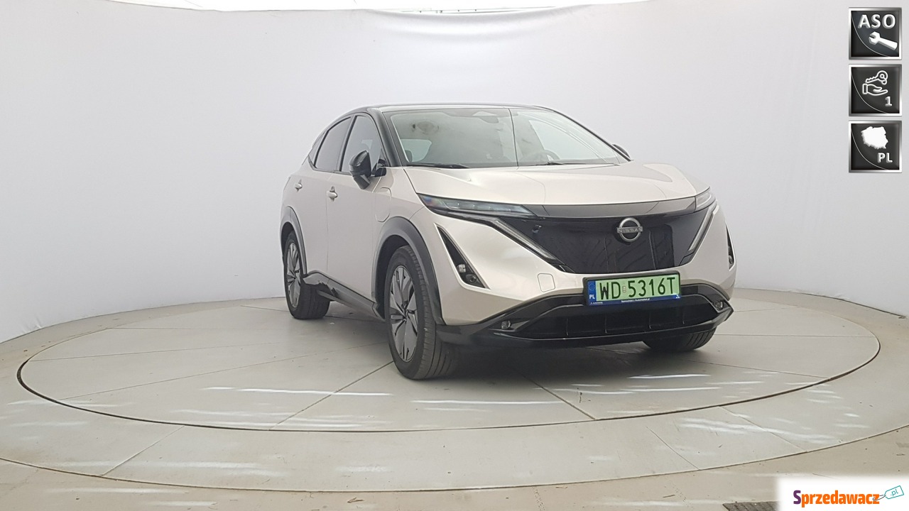 Nissan 2023