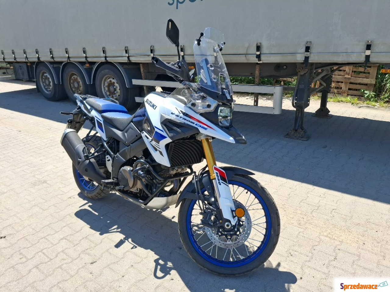 Suzuki V-STORM - 2024