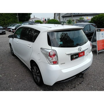 Toyota Verso  Minivan/Van 2013,  1998.0 diesel - Na sprzedaż za 29 000 zł - Janów Lubelski - zdjęcie 4