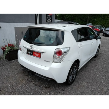 Toyota Verso  Minivan/Van 2013,  1998.0 diesel - Na sprzedaż za 29 000 zł - Janów Lubelski - zdjęcie 3