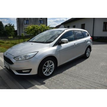 Ford Focus  Kombi 2015,  1.6 diesel - Na sprzedaż za 25 900 zł - Majdan Sieniawski - zdjęcie 4