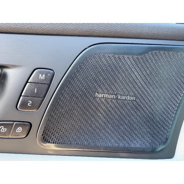 Volvo   SUV 2021,  2.0 benzyna, automat - Na sprzedaż za 114 900 zł - Michałowice-Wieś - zdjęcie 12