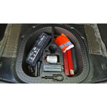 Ford Focus  Kombi 2012,  1.6 benzyna - Na sprzedaż za 19 899 zł - Tychy - zdjęcie 6