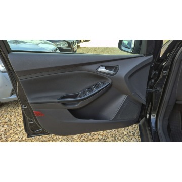 Ford Focus  Kombi 2012,  1.6 benzyna - Na sprzedaż za 19 899 zł - Tychy - zdjęcie 12
