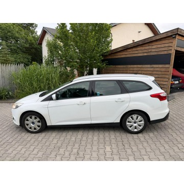Ford Focus  Kombi 2011,  1.6 diesel - Na sprzedaż za 8 900,00 zł - Mysłowice - zdjęcie 6