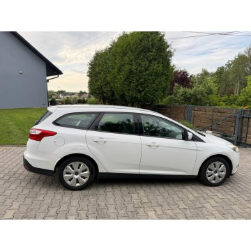 Ford Focus  Kombi 2011,  1.6 diesel - Na sprzedaż za 8 900,00 zł - Mysłowice - zdjęcie 4