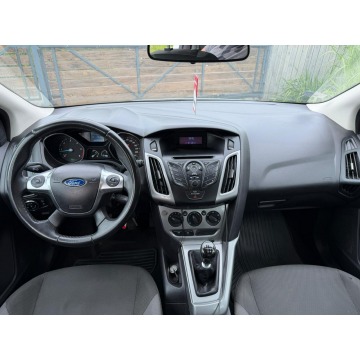 Ford Focus  Kombi 2011,  1.6 diesel - Na sprzedaż za 8 900,00 zł - Mysłowice - zdjęcie 9
