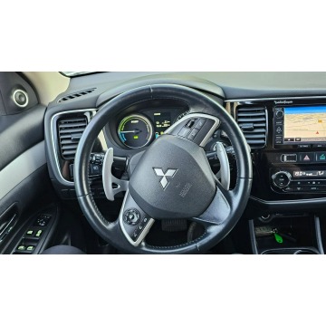 Mitsubishi Outlander  SUV 2016,  2.0 hybryda, automat - Na sprzedaż za 48 200 zł - Płock - zdjęcie 3