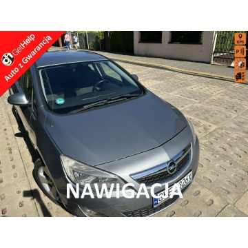 Opel Astra - Mocna benzyna, klimatyzacja , czujniki, hak, nawigacja, opony wielosez
