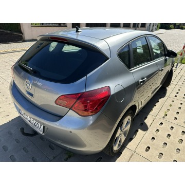 Opel Astra  Hatchback 2011,  1.4 benzyna - Na sprzedaż za 15 500 zł - Wejherowo - zdjęcie 5