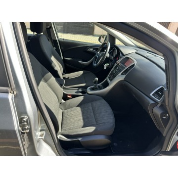 Opel Astra  Hatchback 2011,  1.4 benzyna - Na sprzedaż za 15 500 zł - Wejherowo - zdjęcie 9