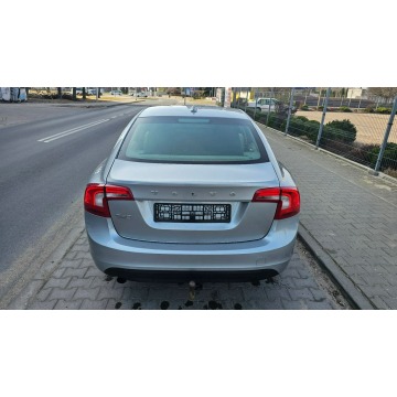 Volvo S60  Sedan/Limuzyna 2011,  1.6 diesel - Na sprzedaż za 26 200 zł - Płock - zdjęcie 6