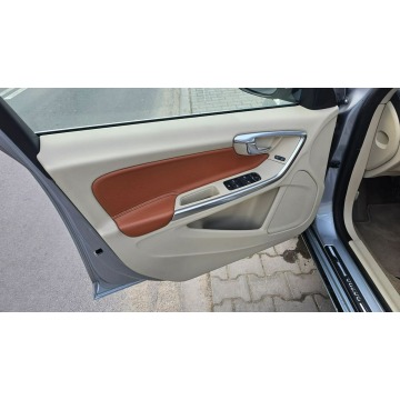 Volvo S60  Sedan/Limuzyna 2011,  1.6 diesel - Na sprzedaż za 26 200 zł - Płock - zdjęcie 9