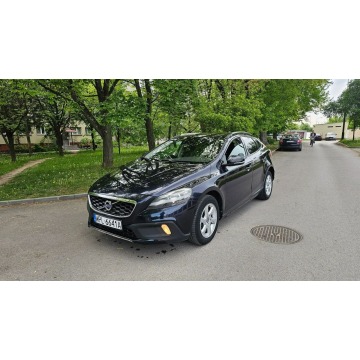 Volvo V40  Liftback 2015,  2.0 diesel - Na sprzedaż za 36 200 zł - Płock - zdjęcie 1