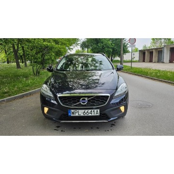 Volvo V40  Liftback 2015,  2.0 diesel - Na sprzedaż za 36 200 zł - Płock - zdjęcie 3